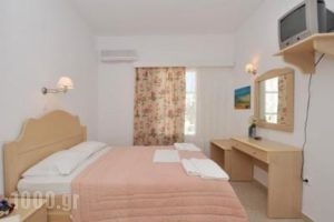 Leonardos Studios And Apartments Paros_best deals_Apartment_Cyclades Islands_Paros_Naousa