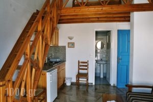 Pension George_best prices_in_Hotel_Cyclades Islands_Sandorini_Sandorini Chora