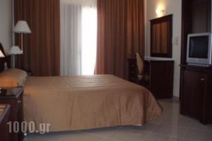 Europa Beach Hotel_lowest prices_in_Hotel_Central Greece_Fokida_Galaxidi
