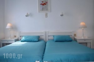 Villa Fleria Seaside Studios & Apts_travel_packages_in_Crete_Chania_Kissamos