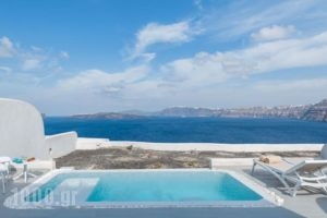 Neptune Luxury Suites_lowest prices_in_Hotel_Cyclades Islands_Sandorini_Fira