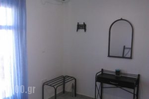 Pleiades Paros Family Apartments_best prices_in_Apartment_Cyclades Islands_Paros_Paros Chora