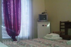 Captain's Rooms_accommodation_in_Room_Piraeus islands - Trizonia_Aigina_Aigina Rest Areas
