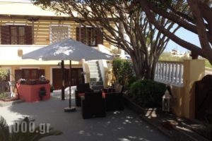 Pansion Zaharoula_holidays_in_Hotel_Cyclades Islands_Sandorini_Fira