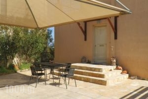 Holiday Home Vagia With Fireplace Vii_accommodation_in_Hotel_Piraeus Islands - Trizonia_Aigina_Aigina Chora