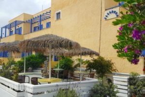 Kamarela Studios_accommodation_in_Hotel_Cyclades Islands_Sandorini_kamari