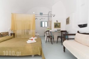 Mesana Stone Houses_best prices_in_Hotel_Cyclades Islands_Sandorini_Emborio