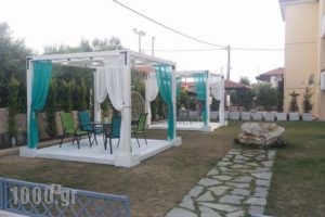 Grey House Apartments_accommodation_in_Apartment_Macedonia_Halkidiki_Nikiti