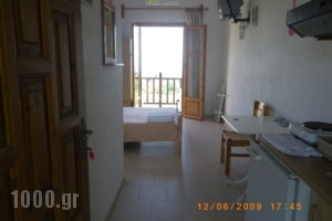 Pansion Platana_accommodation_in_Room_Sporades Islands_Skopelos_Glossa