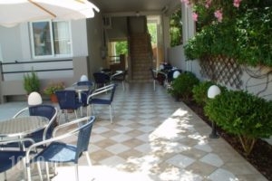 Pefki Studios_lowest prices_in_Apartment_Central Greece_Evia_Pefki