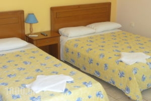 Peter & Tony Rooms_best deals_Room_Cyclades Islands_Syros_Galissas