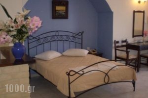 Giannis Hotel Apartments_travel_packages_in_Cyclades Islands_Milos_Milos Chora